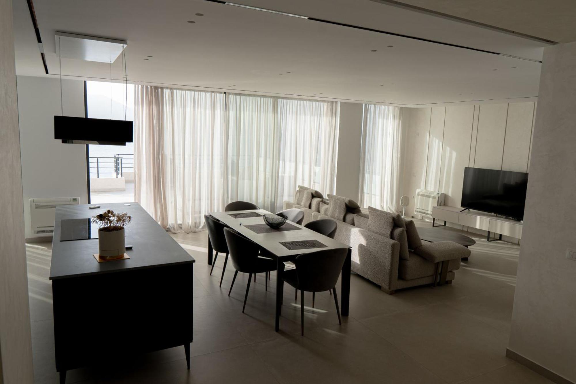 Crystal Radhime Apartman