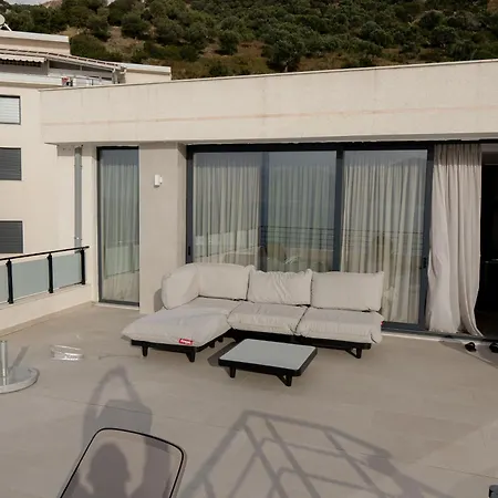 Crystal Beach Radhime Vlore Exterior photo