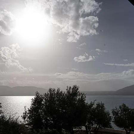 Crystal Beach Radhime Vlore Exterior photo